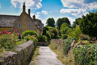 Cotswold country cottage letter C natural sentences